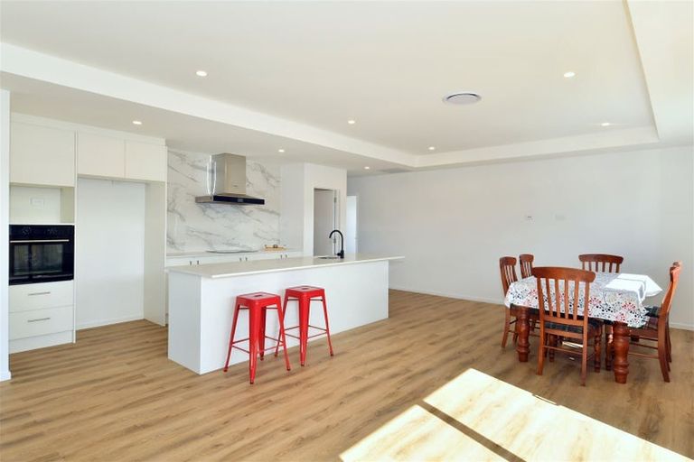 Photo of property in 33 Russell Lilley Drive, Rolleston, 7614