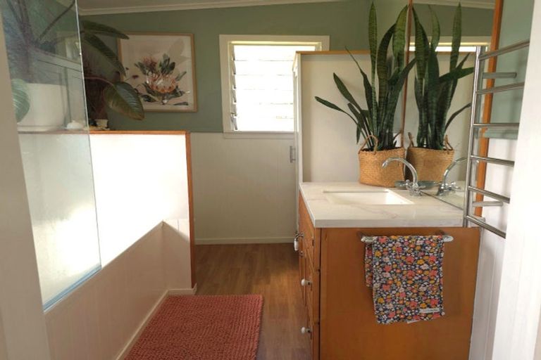 Photo of property in 8874 Paeroa Kopu Road, Puriri, Thames, 3578