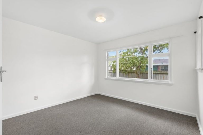Photo of property in 18 Owens Terrace, Upper Riccarton, Christchurch, 8041