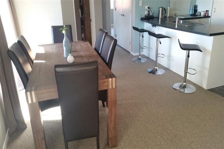 Photo of property in 4/253 Saint Aubyn Street, New Plymouth, 4310