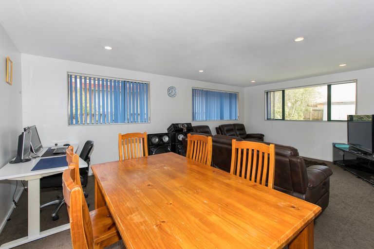 Photo of property in 25 Tilberg Street, Favona, Auckland, 2024