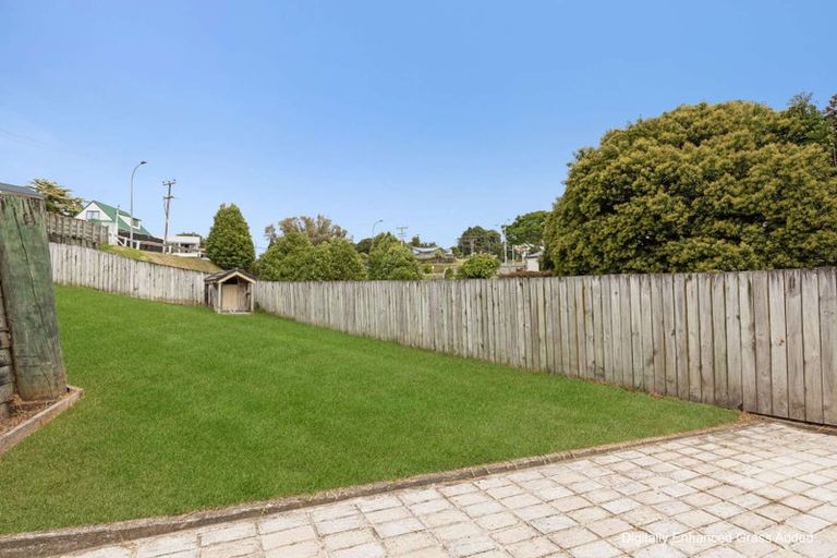 Photo of property in 1 Austen Way, Hairini, Tauranga, 3112