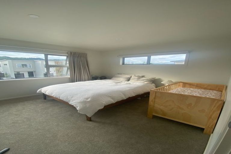 Photo of property in 1117e High Street, Taita, Lower Hutt, 5011