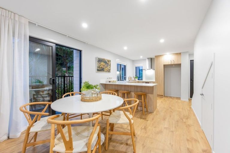 Photo of property in 63 Te Oneroa Way, Long Bay, Auckland, 0630