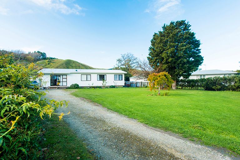 Photo of property in 16 Hooper Street, Tamarau, Gisborne, 4010