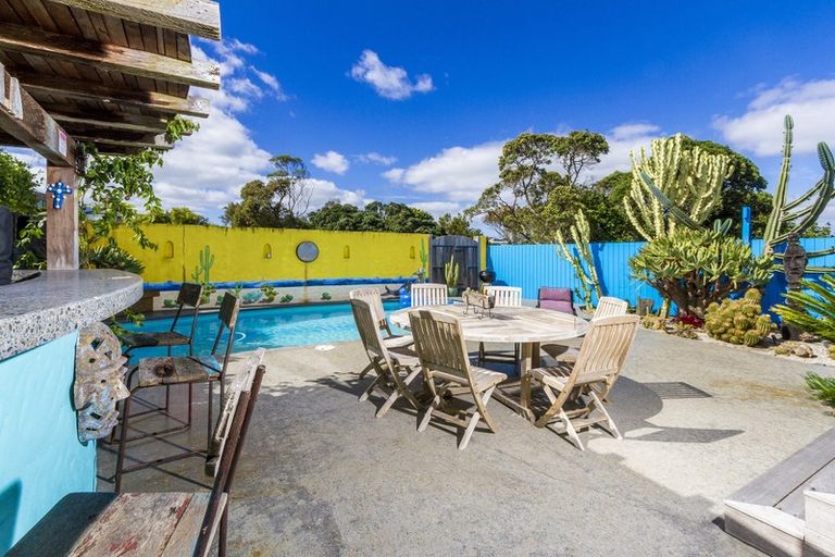 Photo of property in 11 Eric Price Avenue, Takapuna, Auckland, 0620