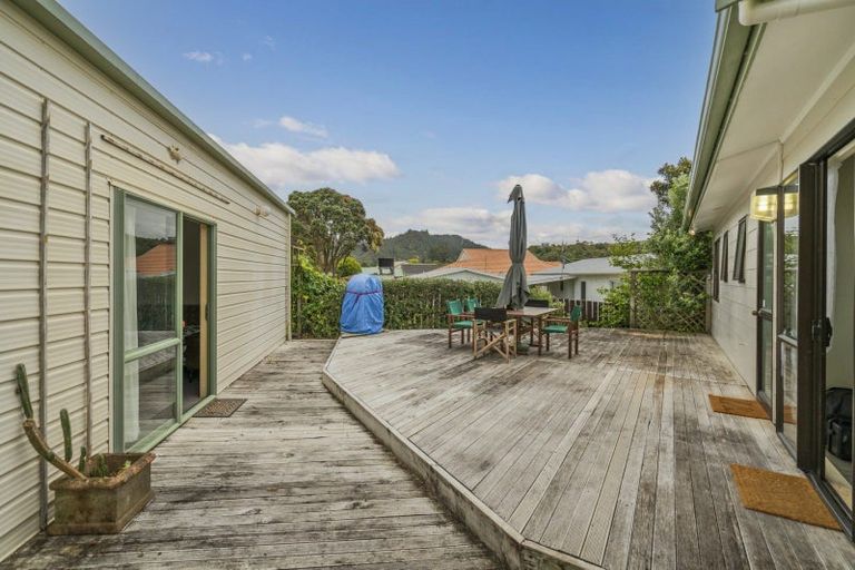 Photo of property in 1 Norfolk Place, Tairua, 3508