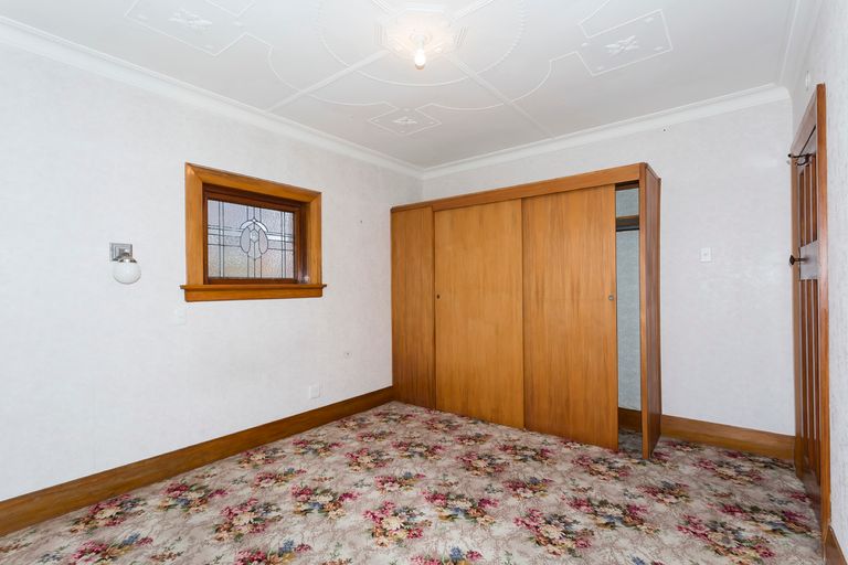 Photo of property in 74 Cutten Street, South Dunedin, Dunedin, 9012