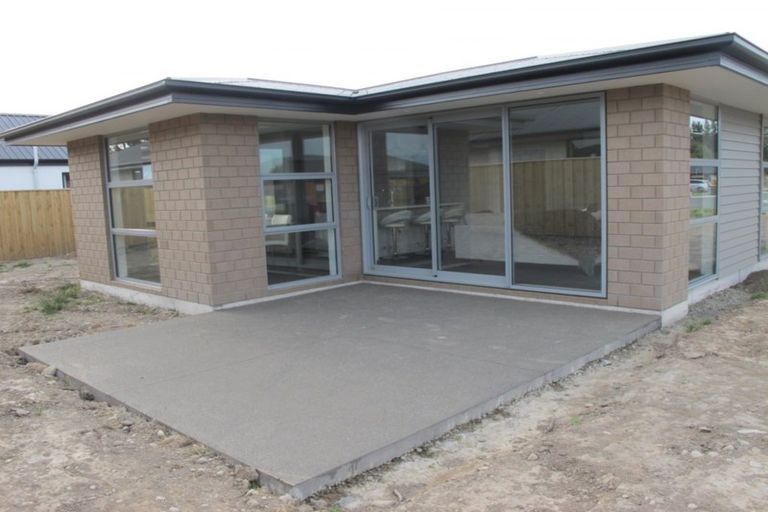 Photo of property in 1 Fry Place, Rolleston, 7614