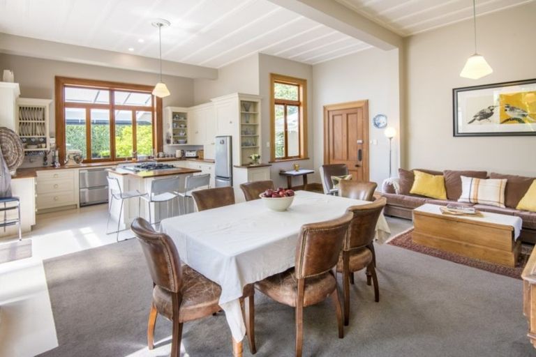 Photo of property in 1 Kerr Street, Devonport, Auckland, 0624