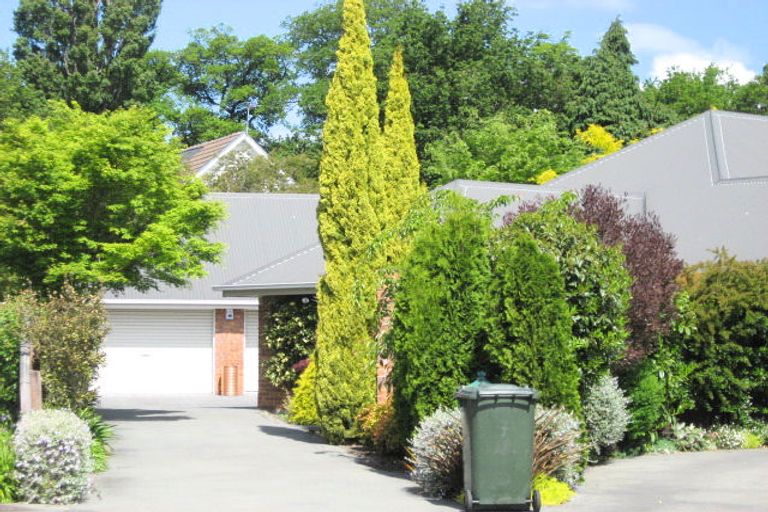 Photo of property in 20 Parkham Drive, Burnside, Christchurch, 8053