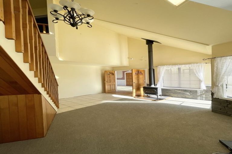 Photo of property in 320 Fitzgerald Road, Drury, 2577