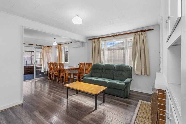 Photo of property in 63 Sparks Road, Hoon Hay, Christchurch, 8025