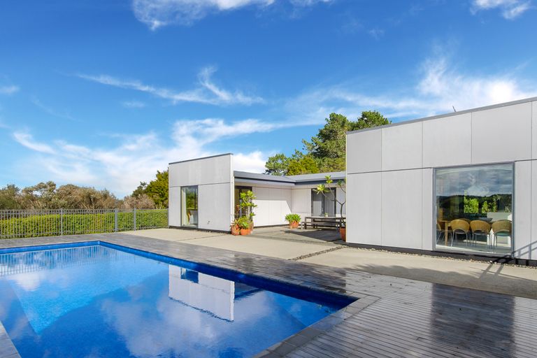 Photo of property in 200 Waiteitei Road, Wellsford, 0974