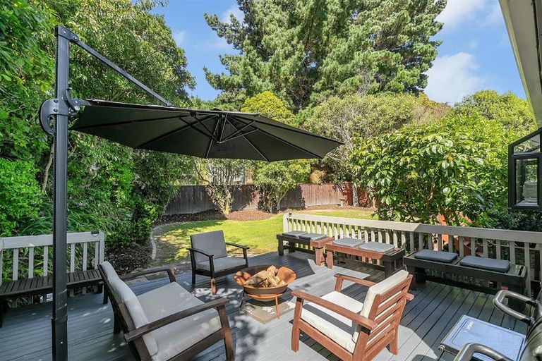 Photo of property in 5 Solway Place, Papakowhai, Porirua, 5024