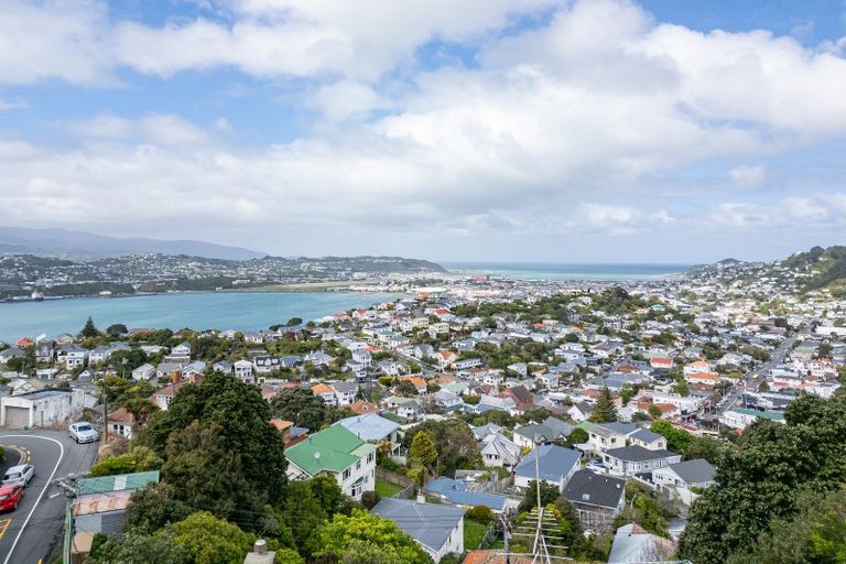 Photo of property in 108 Rakau Road, Hataitai, Wellington, 6021