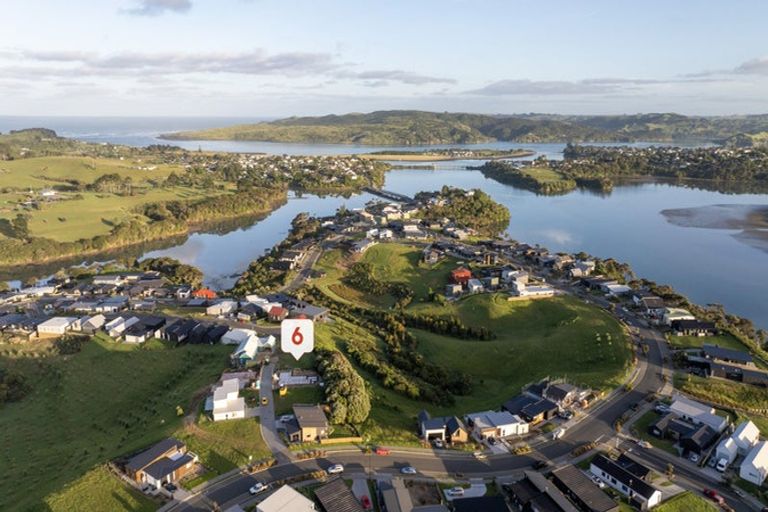 Photo of property in 6 Koromiko Lane, Raglan, 3225