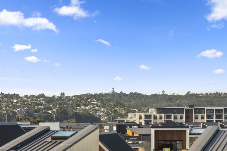 Photo of property in 2a Harakeke Road, Hobsonville, Auckland, 0616