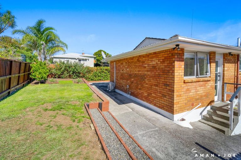 Photo of property in 3/27a Miro Street, New Lynn, Auckland, 0600
