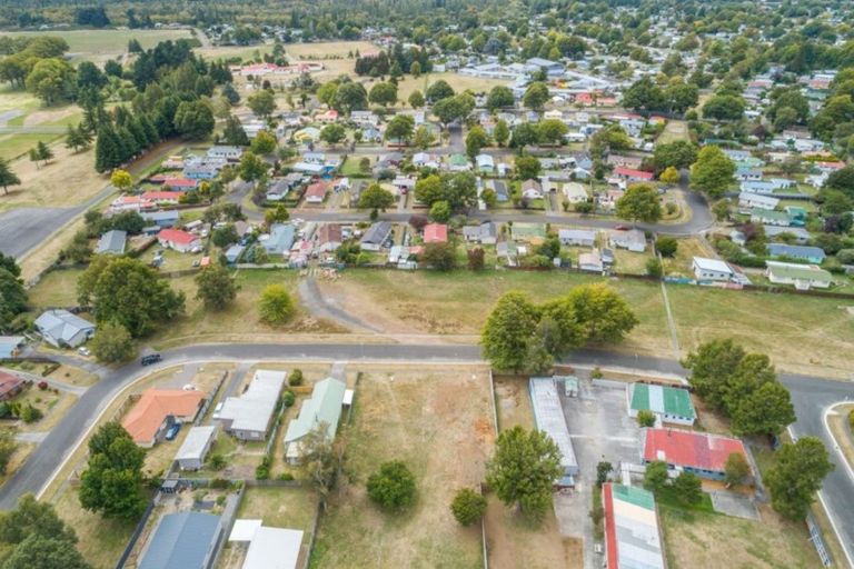 Photo of property in 39 Te Iwiheke Place, Turangi, 3334