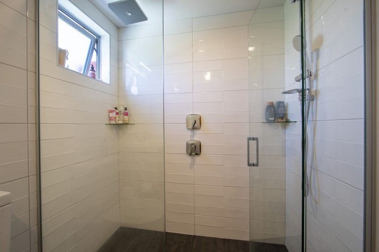 Photo of property in 37 Faulks Terrace, Wanaka, 9305