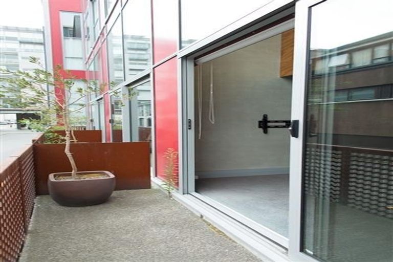 Photo of property in Tattoo Apartments, 2/42 Abel Smith Street, Te Aro, Wellington, 6011