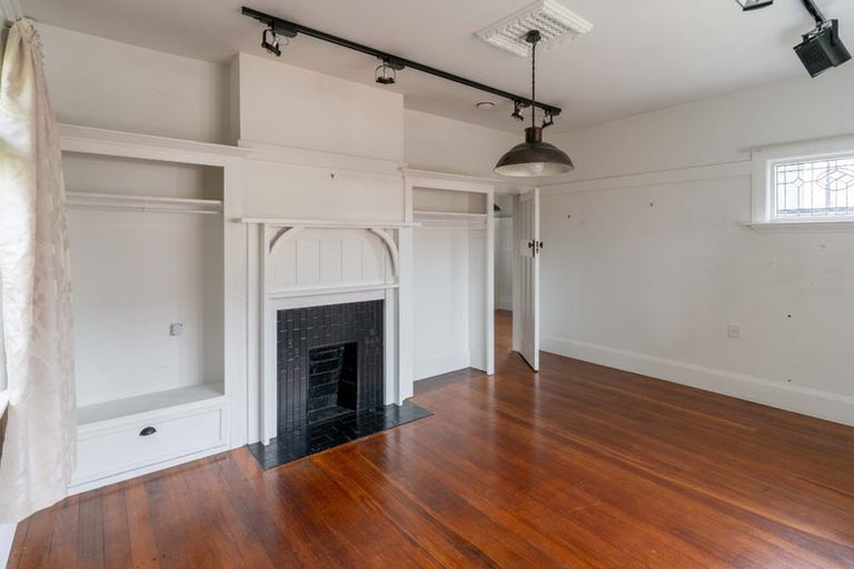 Photo of property in 85 Office Road, Merivale, Christchurch, 8014