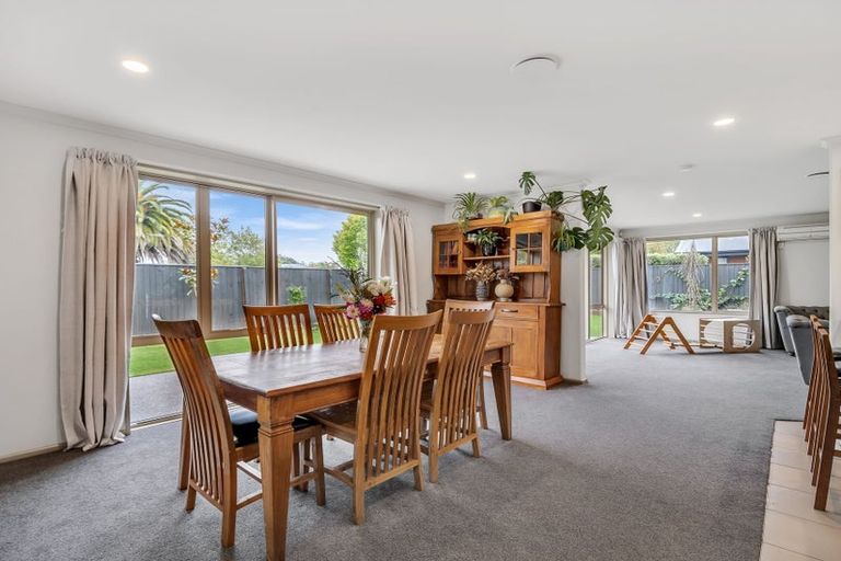 Photo of property in 36 Sovereign Gardens, Halswell, Christchurch, 8025