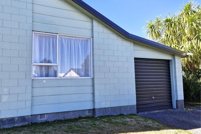 Photo of property in 16 Arnott Heights East, Greymouth, 7805