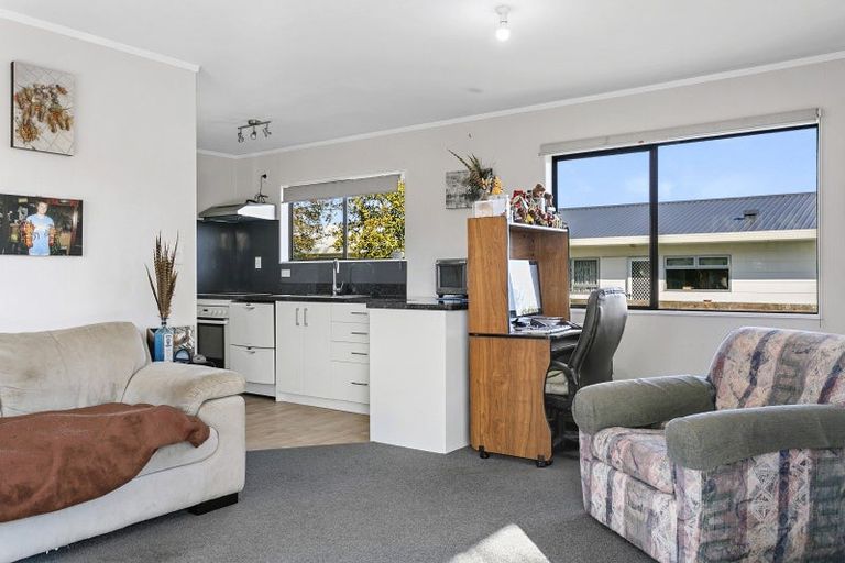 Photo of property in 27 Arthur Crescent, Hilltop, Taupo, 3330