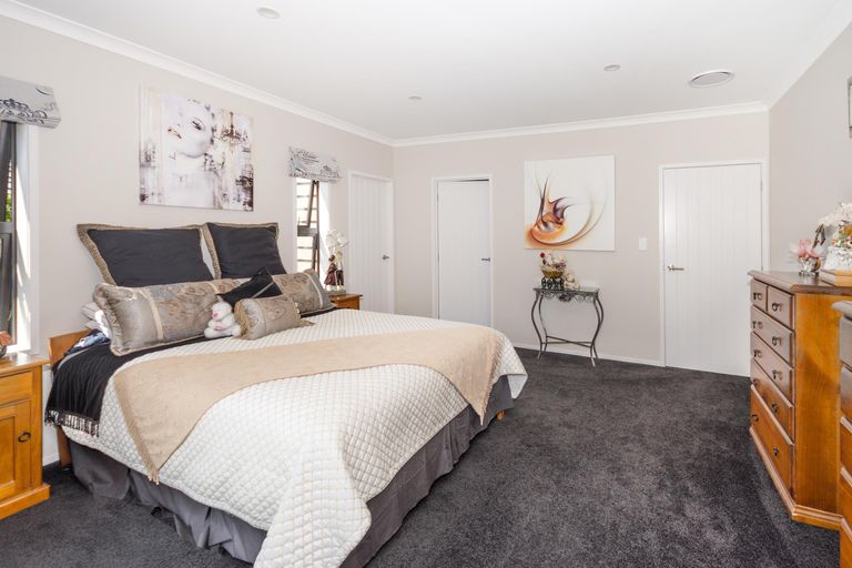 Photo of property in 38a Max Short Drive, Pukekohe, 2120