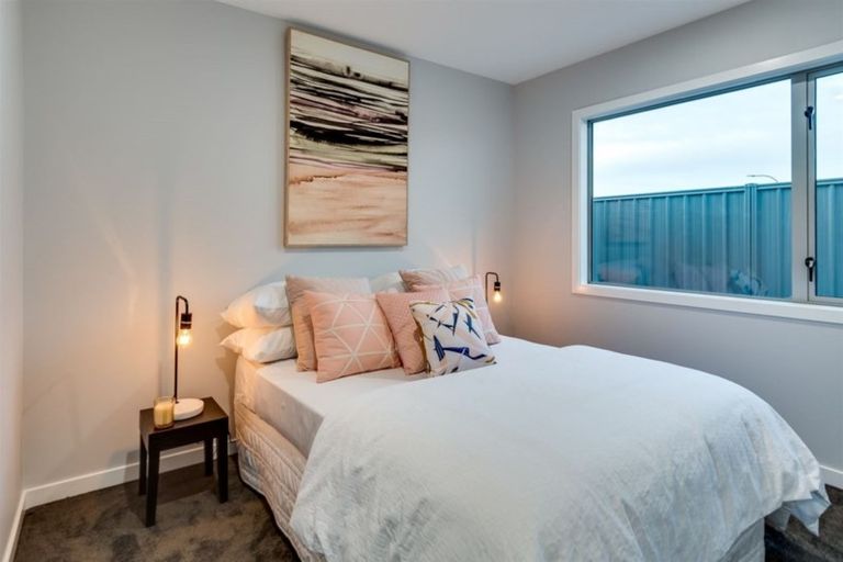 Photo of property in 19 Hurunui Drive, Te Awa, Napier, 4110