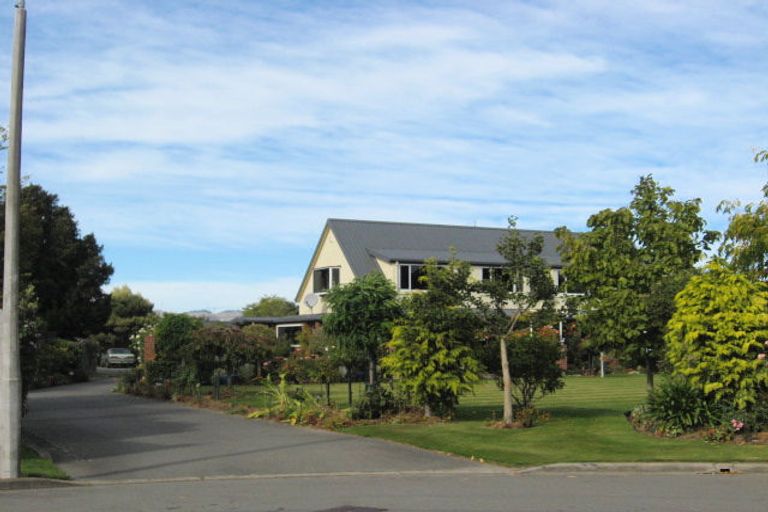 Photo of property in 11 Quirk Place, Sockburn, Christchurch, 8042