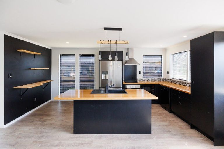 Photo of property in 73 Havelock Avenue, Westbrook, Palmerston North, 4412