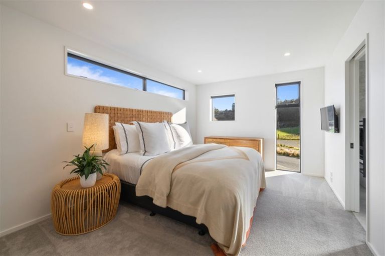 Photo of property in 5 Betty Roberts Lane, Cracroft, Christchurch, 8022