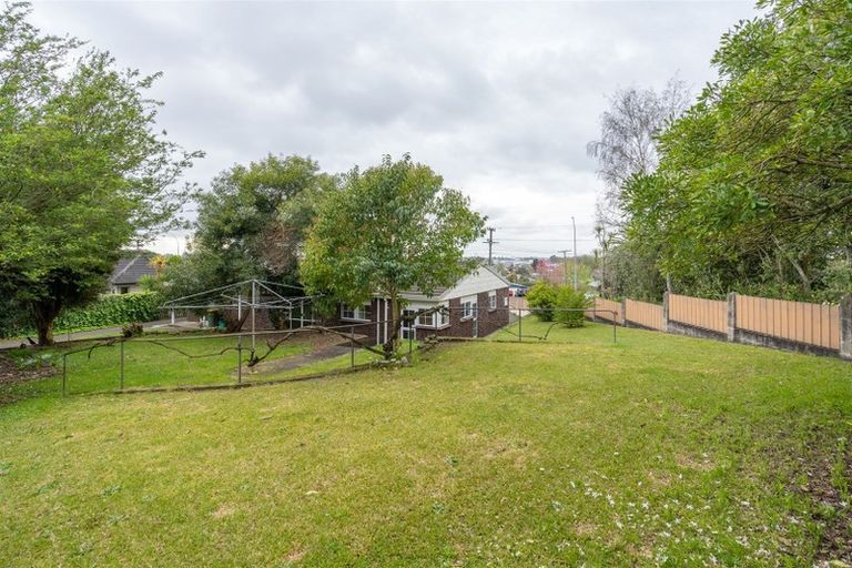 Photo of property in 106 Tuhikaramea Road, Dinsdale, Hamilton, 3204