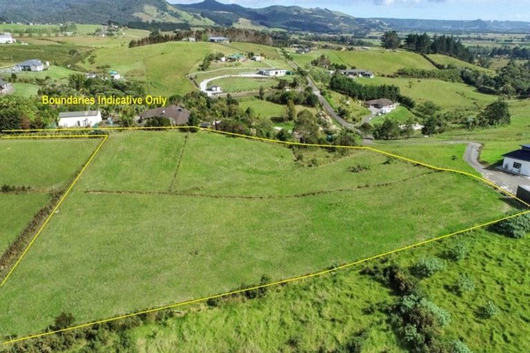 Photo of property in 32 Okahu Downs Drive, Kaitaia, 0481
