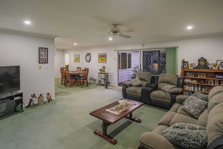 Photo of property in 12 Marina Way, Athenree, Katikati, 3177