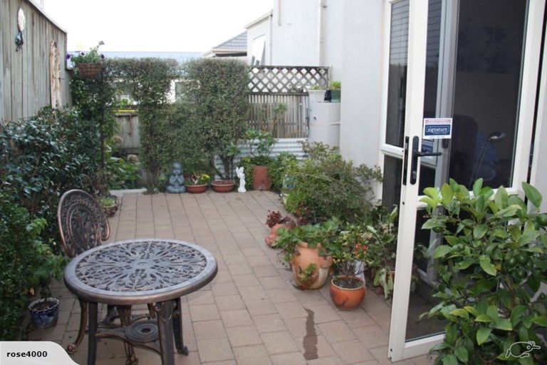 Photo of property in 22c Hunter Street, Hamilton Lake, Hamilton, 3204