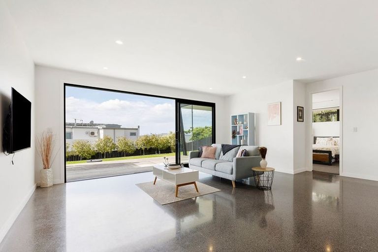 Photo of property in 21 Liberty Crescent, Beachlands, Auckland, 2018