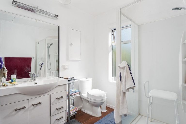 Photo of property in 20 Suffolk Street, Picton, 7220