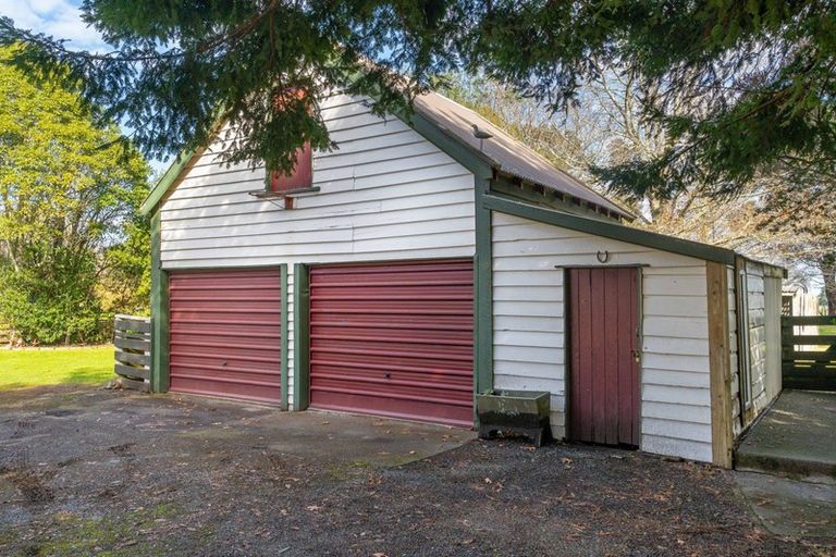 Photo of property in 33 Chester Road, Clareville, Carterton, 5791