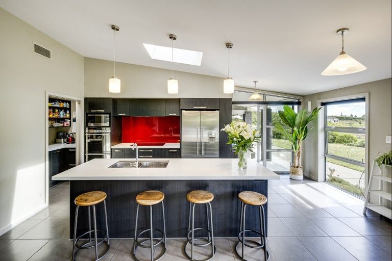 Photo of property in 35 Sandown Lane, Havelock North, 4130