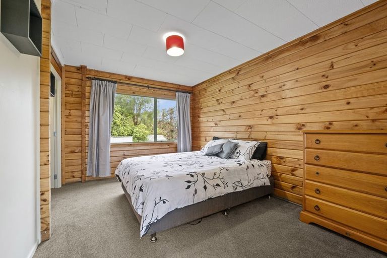 Photo of property in 280 Corbett Road, Paraite, New Plymouth, 4373