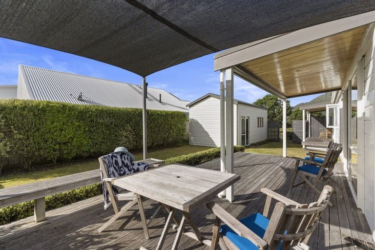 Photo of property in 28 Oceanair Drive, Pauanui, Hikuai, 3579