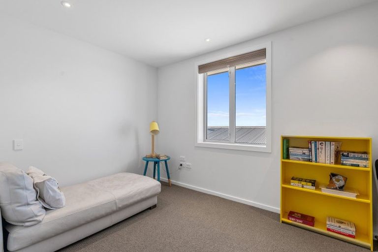Photo of property in 342 Mount Pleasant Road, Mount Pleasant, Christchurch, 8081