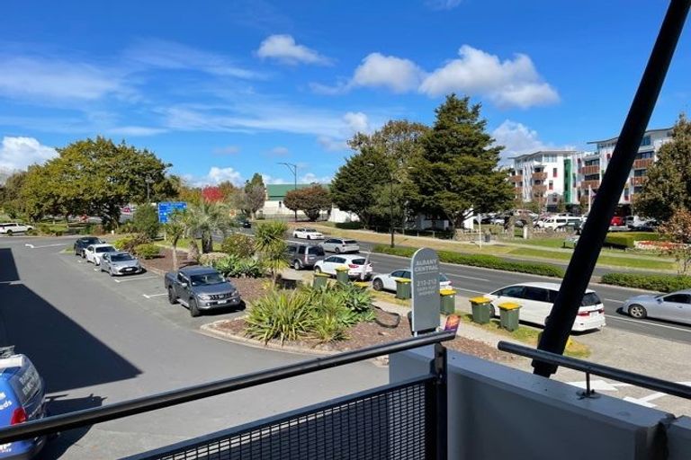 Photo of property in Albany Central, 16a/210 Dairy Flat Highway, Albany, Auckland, 0632