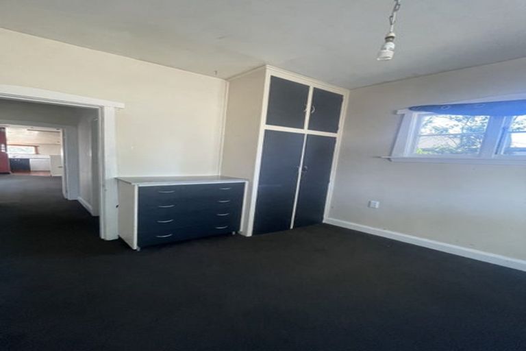 Photo of property in 10 Belfast Road, Belfast, Christchurch, 8051
