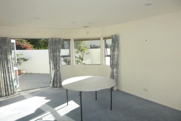 Photo of property in 59 Hautana Street, Woburn, Lower Hutt, 5010