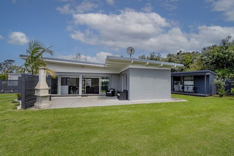 Photo of property in 44 Mako Avenue, Whiritoa, Whangamata, 3691